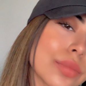 Meet your Posher, Salma